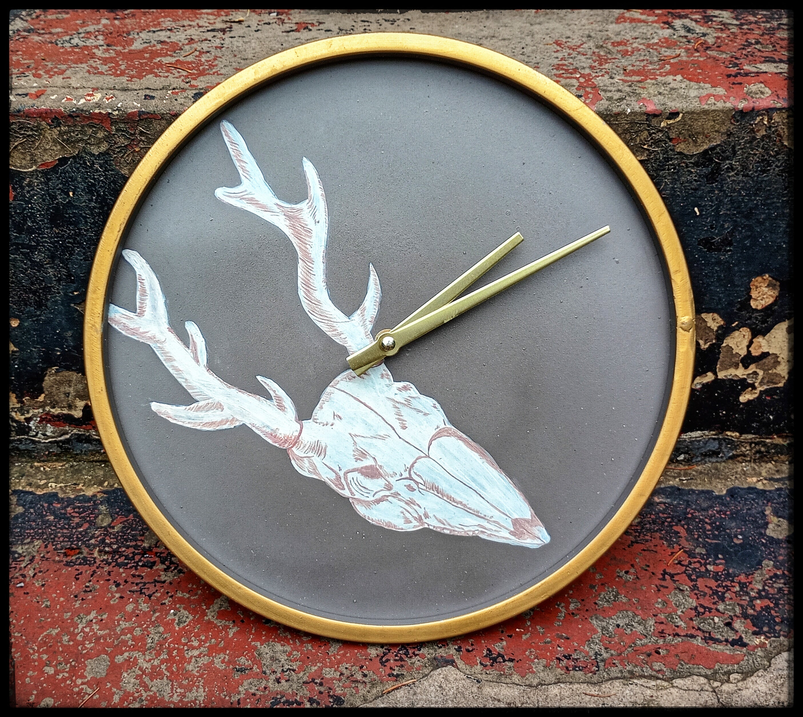Deer Skull Clock