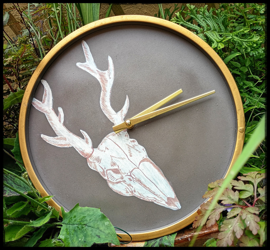 Deer Skull Clock